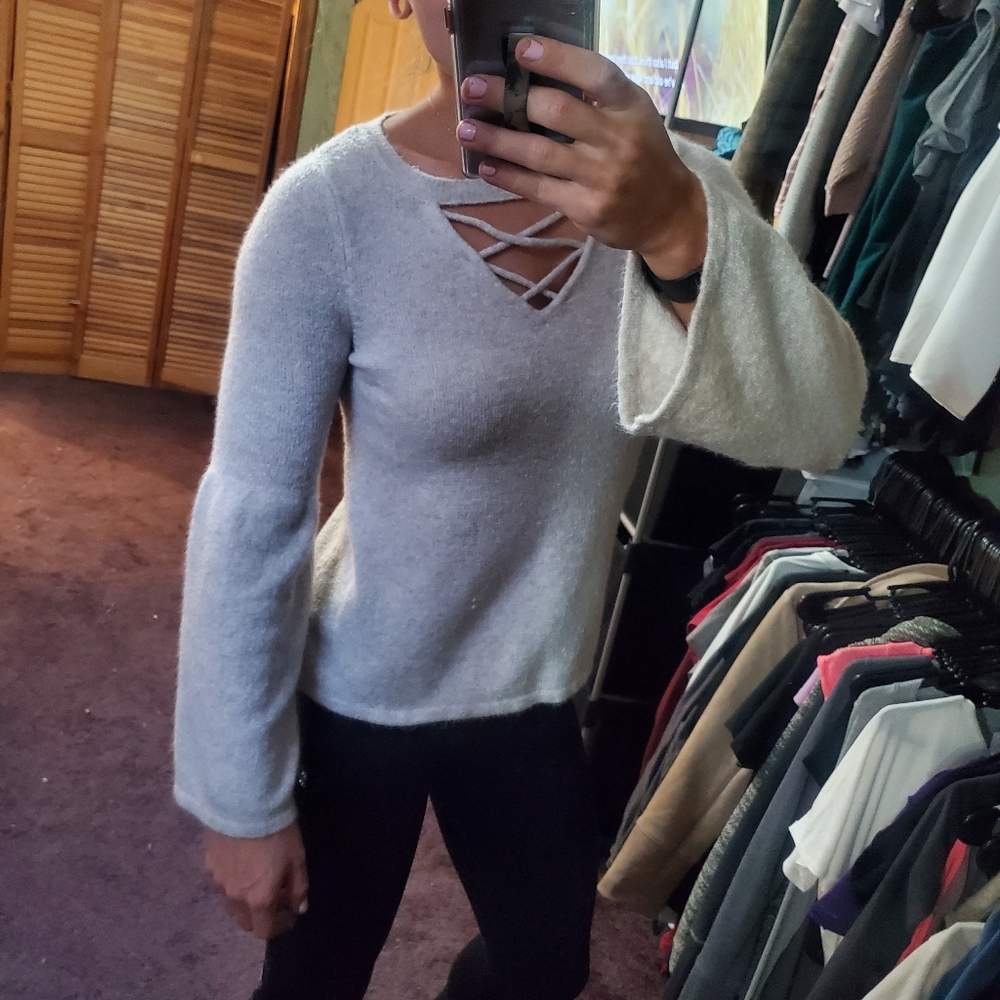American Eagle Sweater